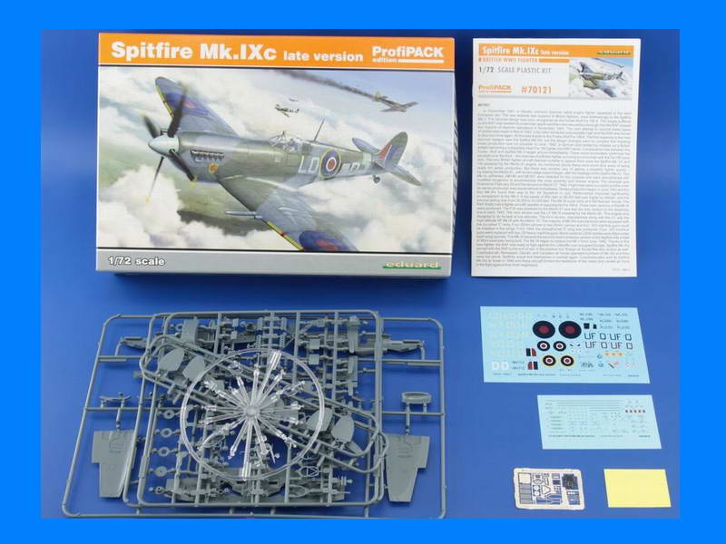 ED70121 Spitfire Mk. IXc late version PROFIPACK 1/72